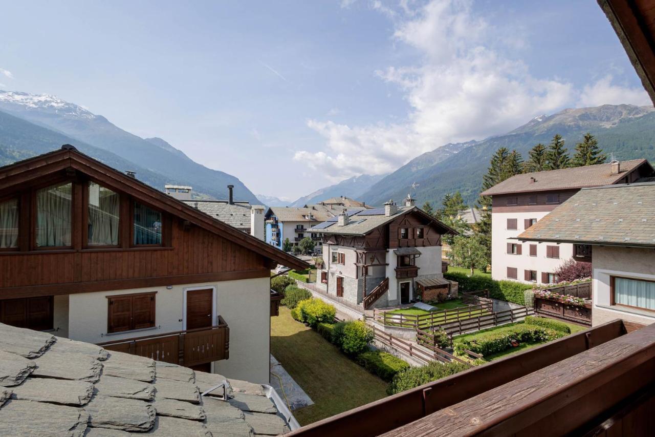 Revo - Santa Barbara1 Apartment Bormio